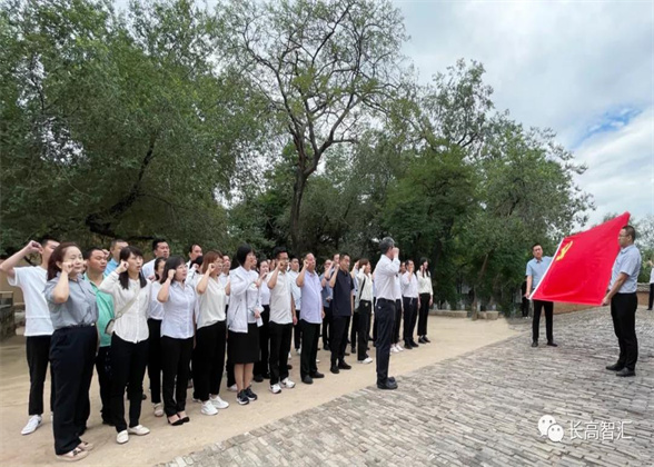 七一02.jpg 七一02.jpg